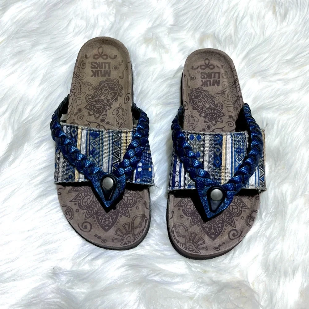 Muk luks sandals - Picture 1 of 5